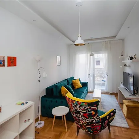 Apartment Harmonija 5 *