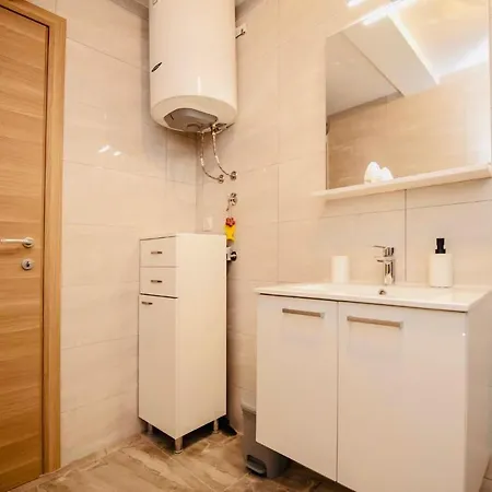 Apartment Harmonija 5 *